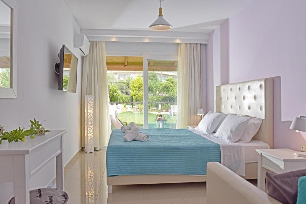 Palapart Gikas Suites And Studios Γουβιά Εξωτερικό φωτογραφία