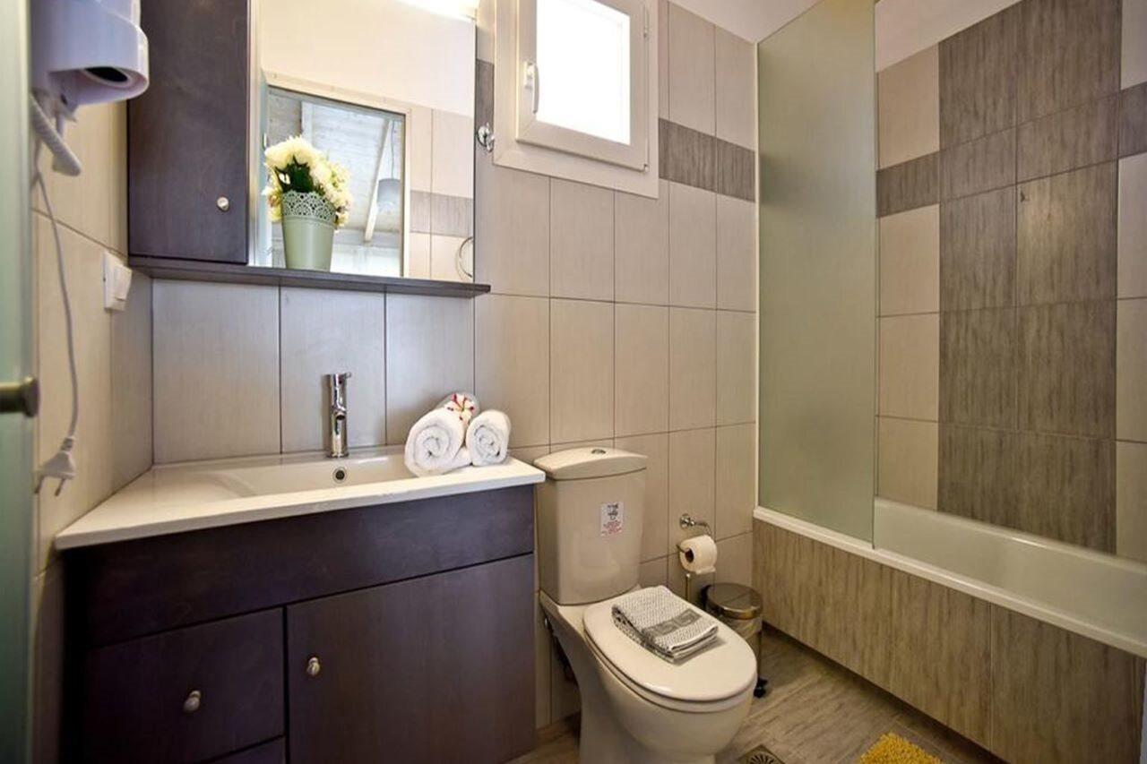 Palapart Gikas Suites And Studios Γουβιά Εξωτερικό φωτογραφία